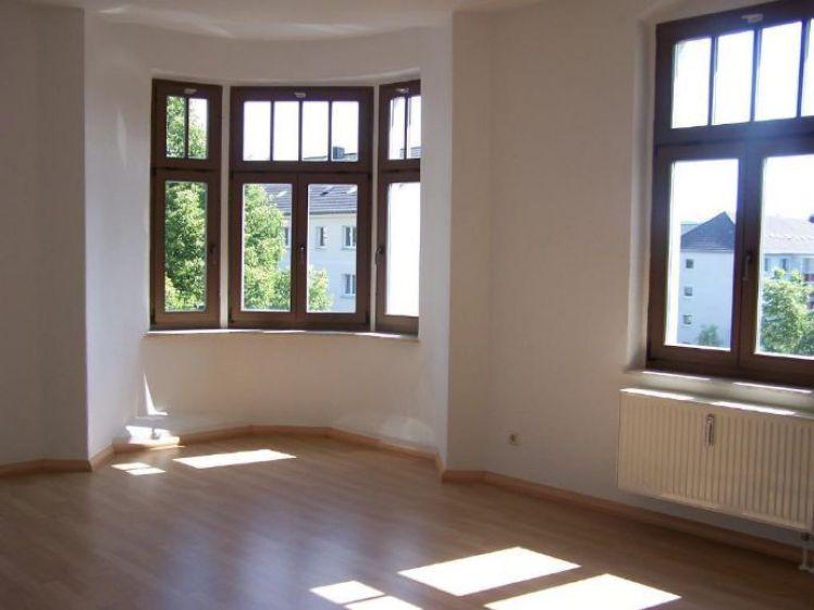 ***schöne 3 Raum Wohnung im 2. OG mit Aufzug*** - Photo 1