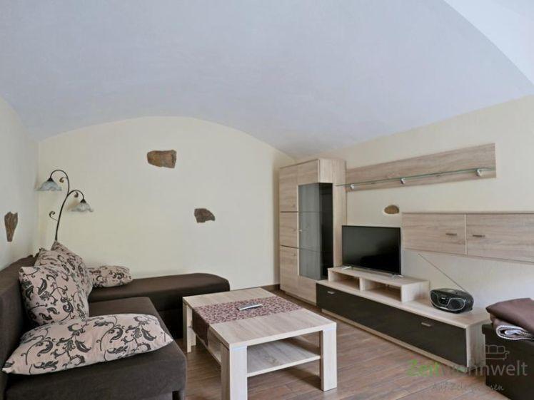 (EF0498_M) Dresden: Hellerau/Wilschdorf, 2-Zimmer-Wohnung mit separatem Hauseingang und Terrasse in einem 3-Seiten-Hof - Foto 1