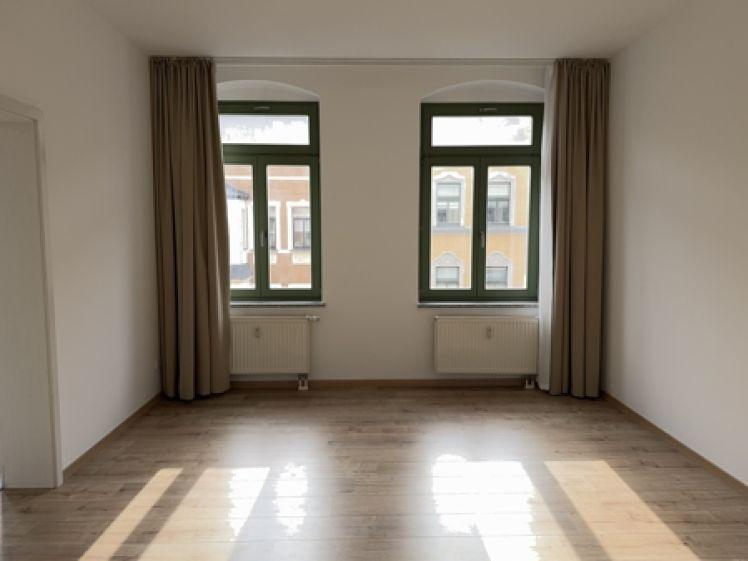 SCHLOSSCHEMNITZ---3 -R- Wohnung in TOP - Zustand--Wanne / Dusche-- 5 Minuten Fußweg zu Küchwald und Schloßteich !! - Foto 1