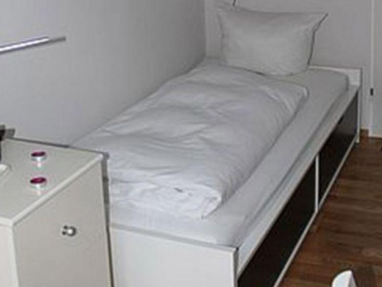Fußläufig zur Schweizer Strasse: hochwertig eingerichtetes 1 Zimmer Apartment mit Pantry Küche - Foto 1