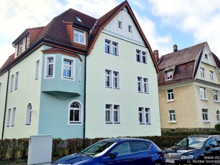 Geräumige 2-Zimmer-Dachgeschosswohnung mit Einbauküche - Foto 1