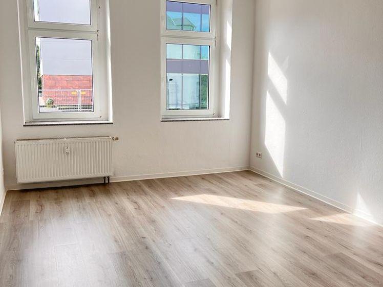 +++RENOVIERTE 2-RAUMWOHNUNG mit BALKON+++ - Foto 1