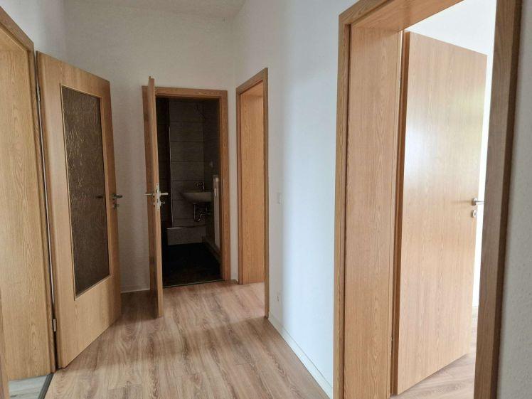 Gemütliche 3-RW mit Balkon in ansprechender Lage - Photo 1