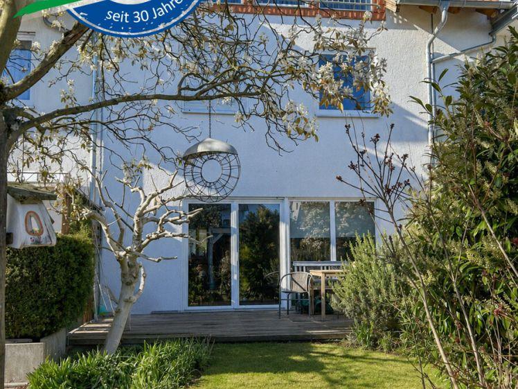 DIETZ: Großes 6-Zimmer-Familienhaus in ruhiger, zentraler Wohnlage in Dieburg! Effizienzklasse A - Foto 1