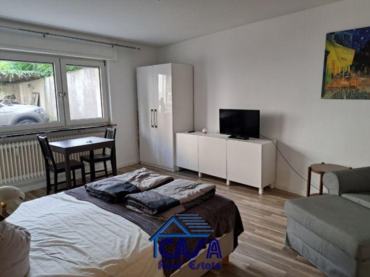 FUSSLÄUFIG ZUR SCHWEIZER STRASSE: modern eingerichtetes Apartment nahe der Schweizer Strasse - Foto 1