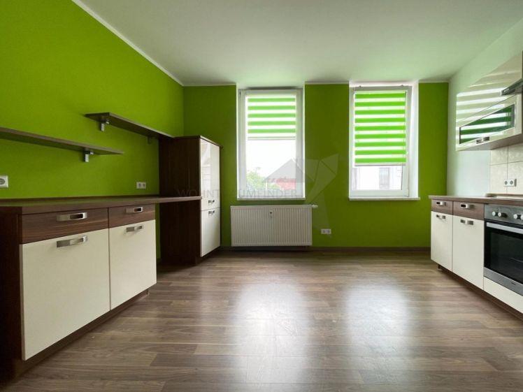 Helle 3-Zimmer-Wohnung mit Kaminofen und moderner Einbauküche - Photo 1