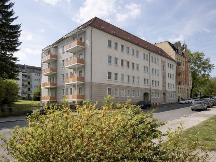 Hier trifft Alltagstauglichkeit auf Gemütlichkeit: Schöne 2-Zimmerwohnung mit Balkon - Photo 1