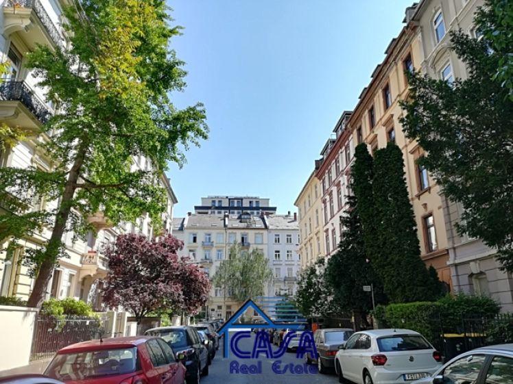 WESTEND-NORD: 3,5 Zimmer Wohnung mit Balkon und Skyline Blick, hochwertig möbliert, sehr ruhig gelegen - Photo 1