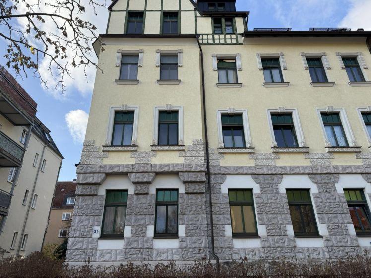 Beliebte Wohngegend, 2-R-Whg. im DG, Balkon und Tageslichtbad! - Photo 1