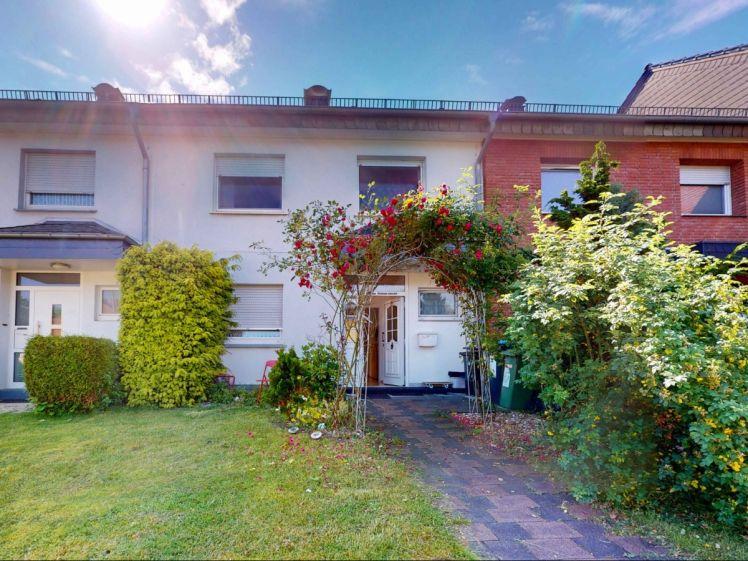 Platz für die ganze Familie – Reihenmittelhaus mit Garten, Balkon, Garage in Paderborn-Lichtenfelde - Foto 1