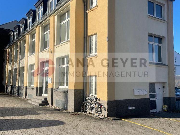 RICHTIG COOL - STUDENTEN AUFGEPASST * 4 ZIMMER + WOHNBEREICH + off. KÜCHE / EBK * DUSCHE, WANNE, G-WC * MEGA ENTSPANNT IM HINTERHAUS - Photo 1
