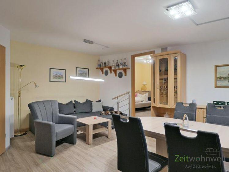 (EF0982_M) Dresden: Radebeul, preiswerte möblierte 2,5-Zi-Wohnung mit sep. Eingang, PKW-Stellplatz, Service mgl. - Foto 1