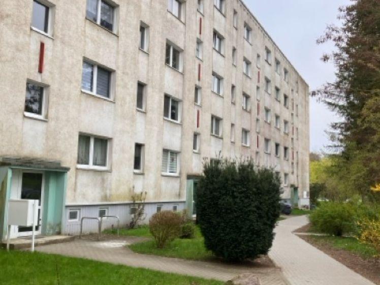 3-Raum Wohnung mit Badewanne und Balkon - Photo 1