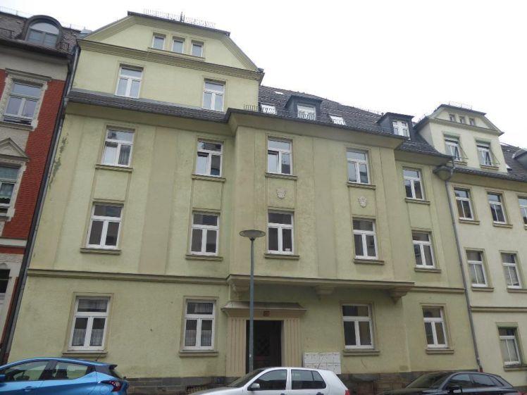 3 Zimmer Erdgeschosswohnung in der Nähe des Helios Klinikums - Photo 1