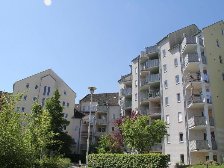 1 Zimmer Wohnung mit Singleküche, Balkon und Aufzug - Photo 1