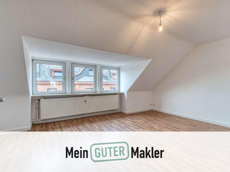 Frisch renovierte 4-Zimmer-Wohnung mit Tageslichtbad – ideal für Paare und Familien - Foto 1