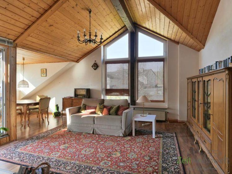 (EF1302_M) Kassel-Landkreis: Baunatal, möblierte 4-Zimmer-Wohnung mit Parkett, Balkon und XXL-Wohnzimmer - Foto 1