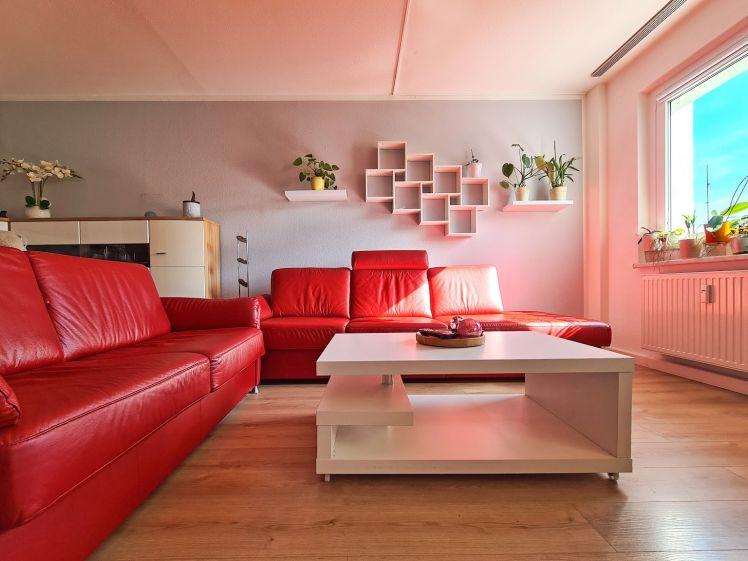 Attraktive 3-Raum-Wohnung mit Balkon, Aufzug & wertiger Ausstattung zur Übernahme (VHB) - Foto 1