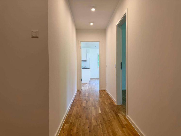 Moderne 2-Raum-Wohnung - sofort bezugsfrei! - Photo 1