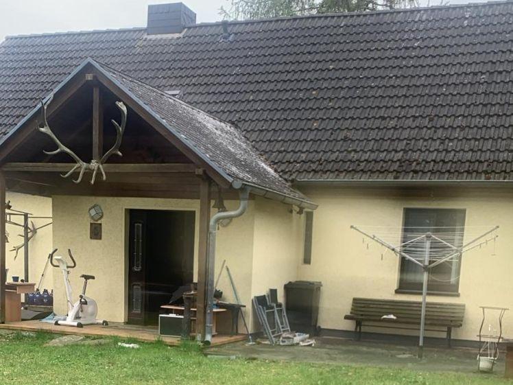 ***Einfamilienhaus mit ca. 5,0 ha Weideland zu vermieten*** - Foto 1