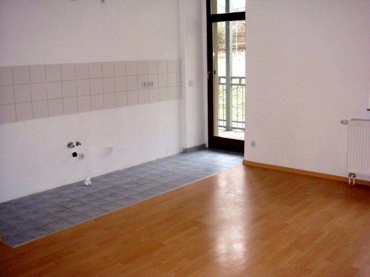 Moderne und geräumige 3-Zi-Wohnung in TOP Lage - Photo 1