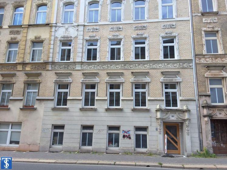 Neu renovierte 4-Zimmer-Wohnung mit Balkon am Stadtrand von Plauen! - Photo 1