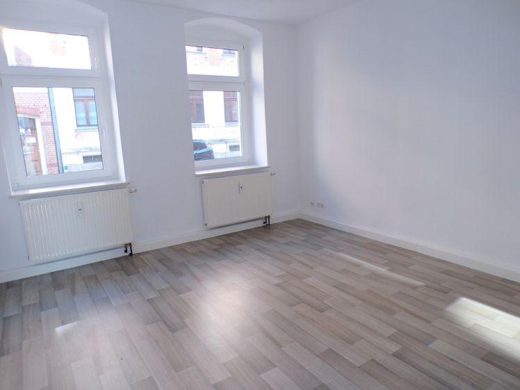 5 Zimmer Maisonette Wohnung in Werdau zu vermieten ! - Photo 1