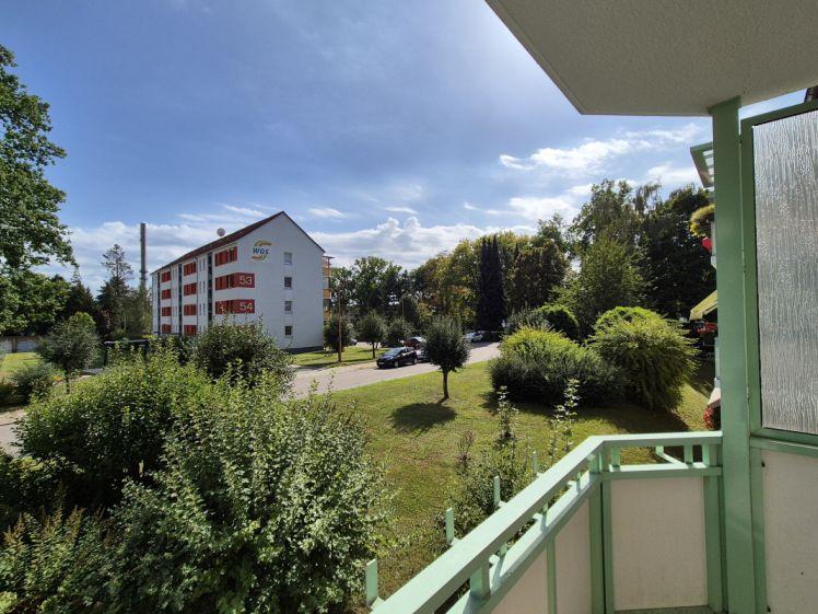 Wohnen im Grünen mit Sonnenbalkon! - Foto 1
