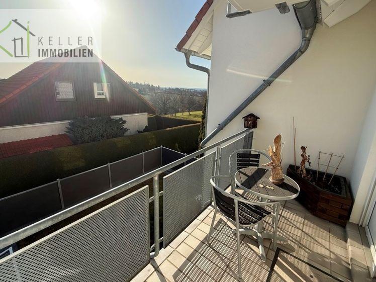 Tolle 3-R-Whg. mit 2 Balkonen, EBK mögl., TG-Stellplatz im Haus, Werdauer Randlage - Foto 1