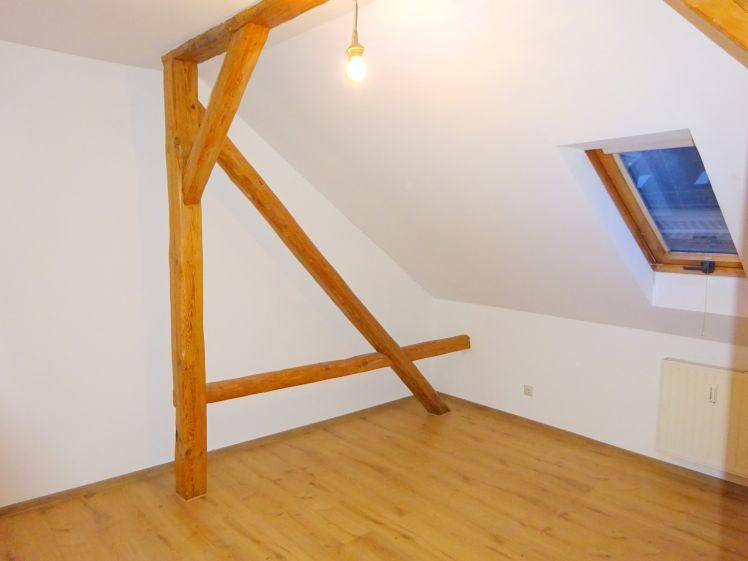 Dachgeschoß * ideal als 3- oder 4-Zimmer Familien-Wohnung - Photo 1