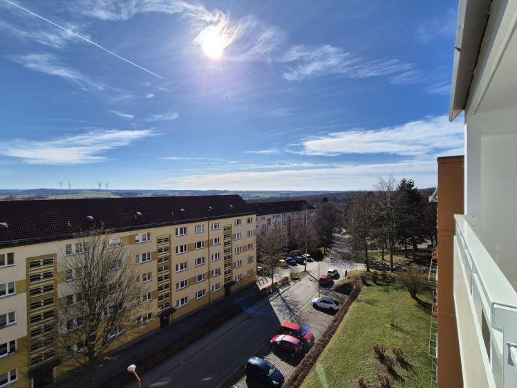Schicke Wohnung mit tollem Ausblick!! - Foto 1