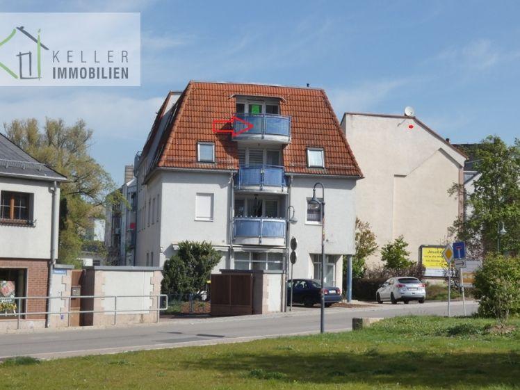 Sonnige 1,5 Raum-Wohnung mit Süd-Balkon und Tageslichtbad - Werdau zentrumsnah - Photo 1