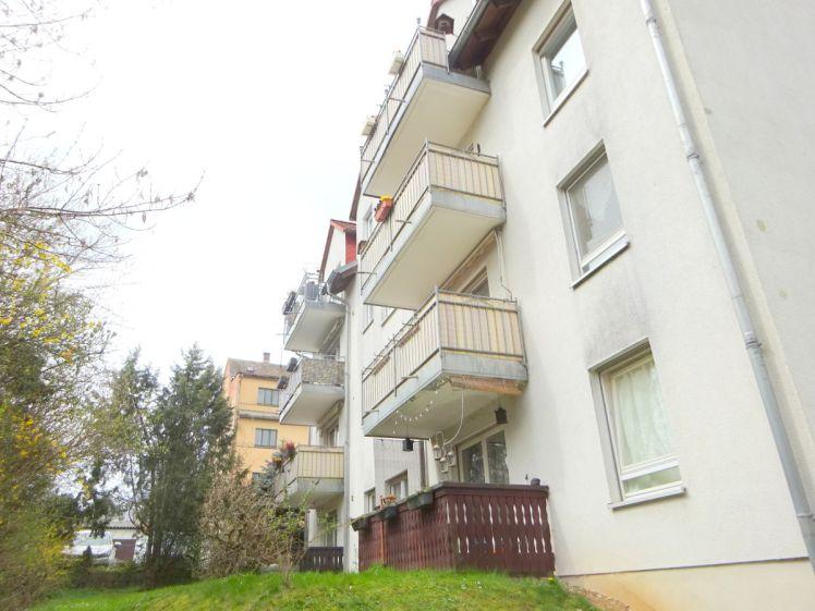 Balkonwohnung * 1.OG * ideal für Singles oder Paare - Foto 1