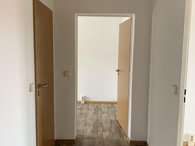3-Zimmer-Wohnung mit Balkon und Tageslichtbad im 4.OG - Photo 1