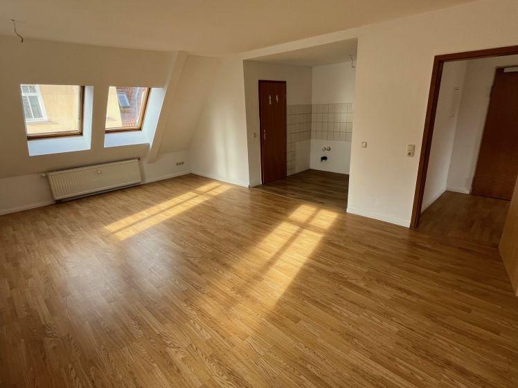 Werdau-Zentrum, 2-Zi.-Wohnung mit Dusche - Foto 1