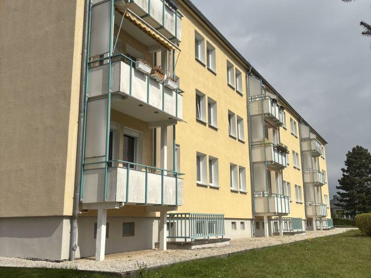 frisch renoviert - modernisierte/helle Etagenwohnung – 2,0 Zi. Küche ohne EBK/Wannenbad (TLB) – ca. 45m² - Foto 1