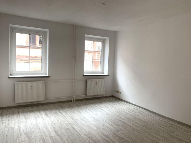 Gemütliche Wohnung im 2. Obergeschoss eines ruhigen Mehrfamilienhauses - Photo 1