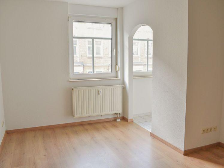 Kleine, günstige 2-Zimmer-Wohnung in zentraler Lage - Foto 1