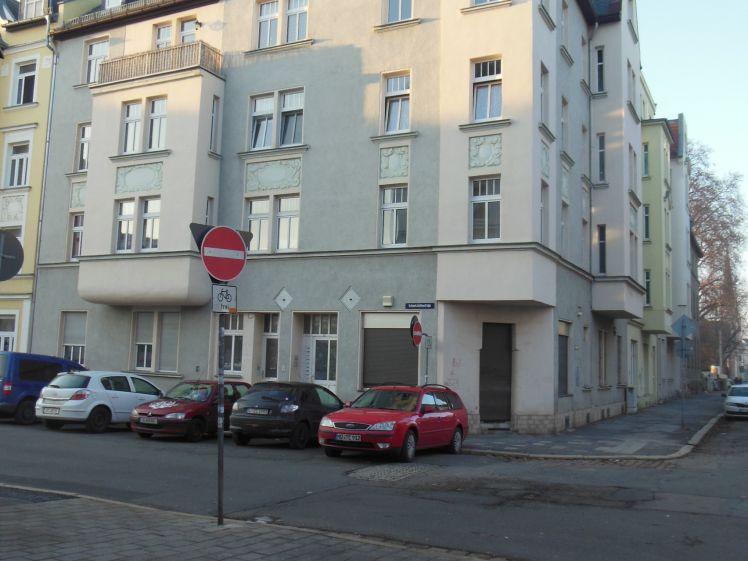 3-RW mit 2 Balkonen im 2.OG im Zentrum von Gera zu vermieten! - Photo 1