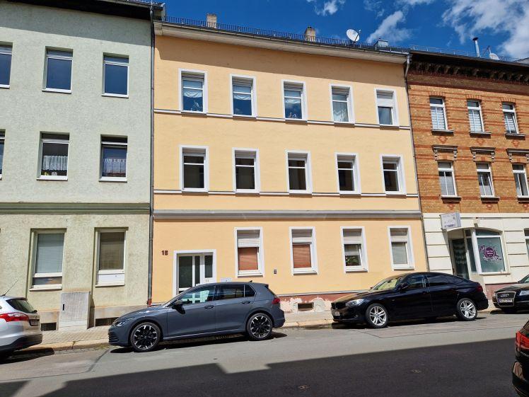 Lichtdurchflutete 4-RW mit großem Balkon im 2.OG in 4-Familienhaus in Gera-Debschwitz zu vermieten. - Foto 1