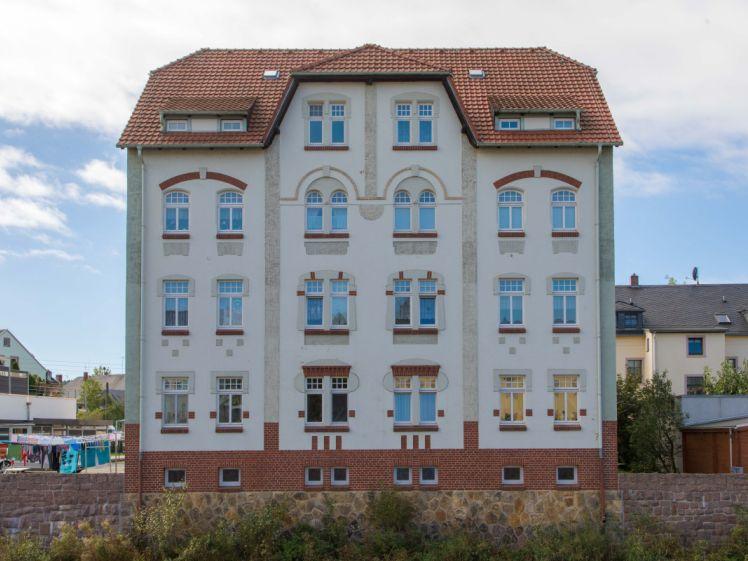 Altbau - 3-Zimmer-Wohnung mit sonniger Terrasse - Photo 1