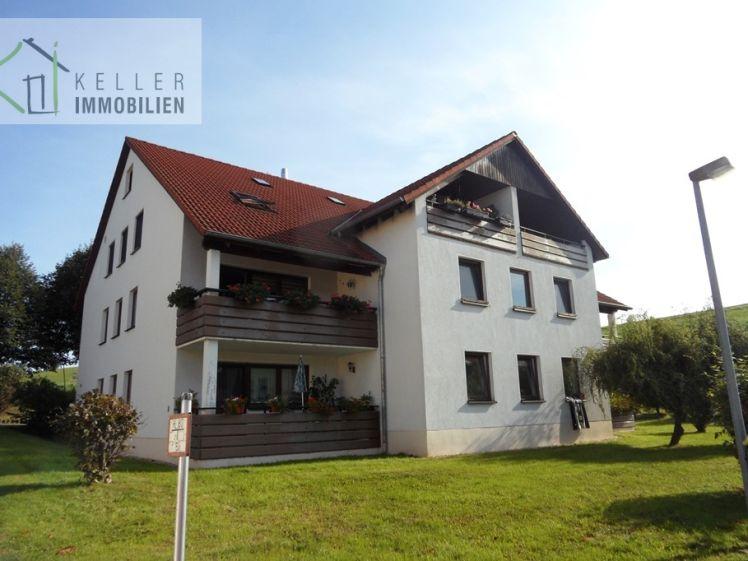 Übern. EBK möglich, sehr ruhig gelegene 2-R-DG-Whg. mit Tageslichtbad, PKW-Stellplatz am Haus - Photo 1