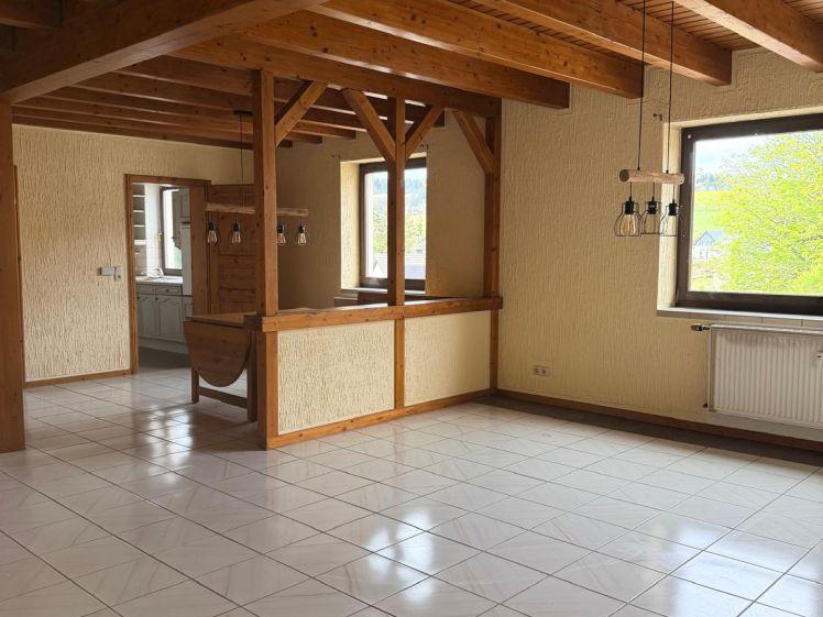 Viel Platz zum Leben – moderne 4-ZKB-Maisonette in Neidenbach - Foto 1