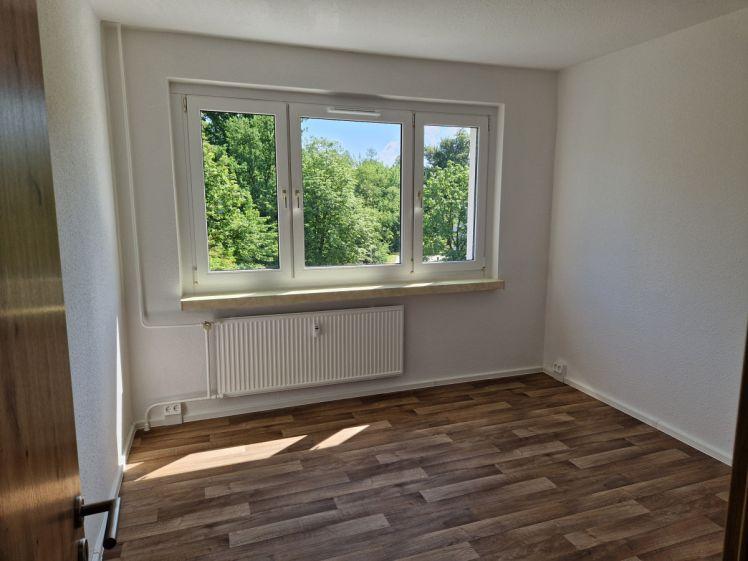 komplett hergerichtete Wohnung mit neuem Bad - Foto 1
