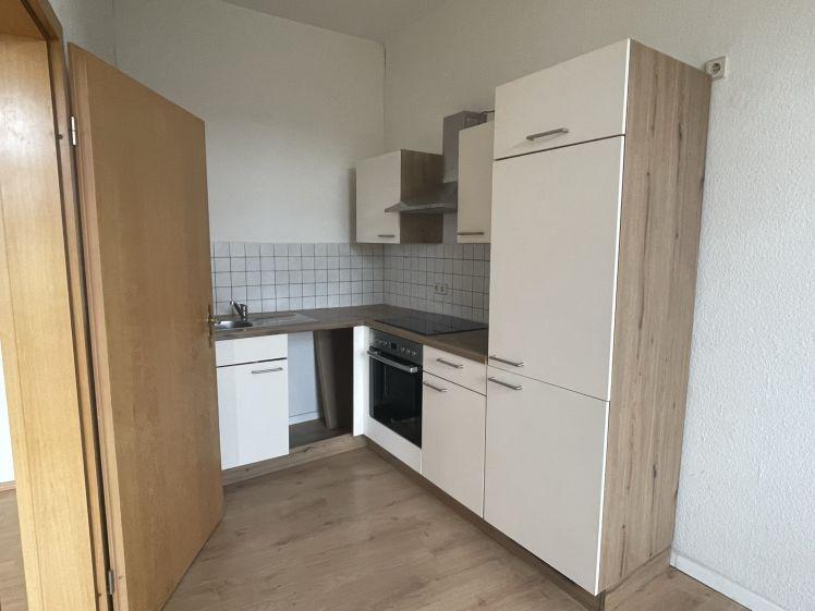 Helle 2-Raum-Wohnung nahe des Reichenbacher Zentrums mit Einbauküche - Foto 1