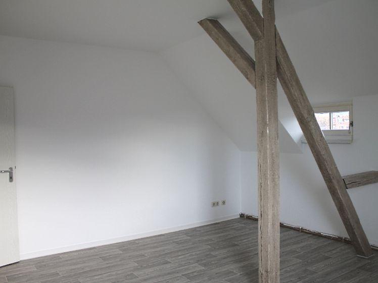 Altbauwohnung mit Dachterrasse - Photo 1