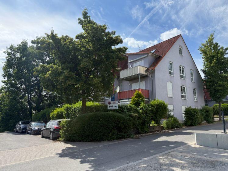Charmante 3-Zimmer-Wohnung mit Galerie und Balkon mit tollem Ausblick in ruhiger Lage - Photo 1