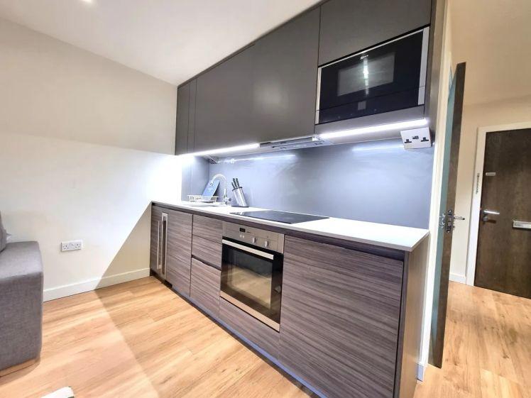 1-Zimmer-Wohnung in Berlin-Kreuzberg mit Balkon und Stellplatz - Foto 1