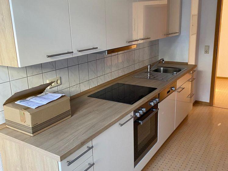 Attraktive 2-Zimmer-Wohnung im 2. OG – Einbauküche inklusive - Photo 1