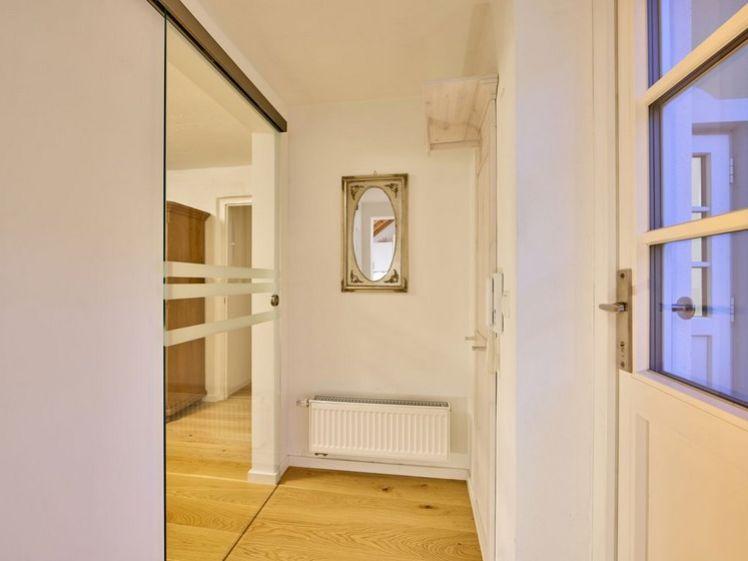 Nachmiete/Anschlussmiete für möbiliertes Apartment - Photo 1